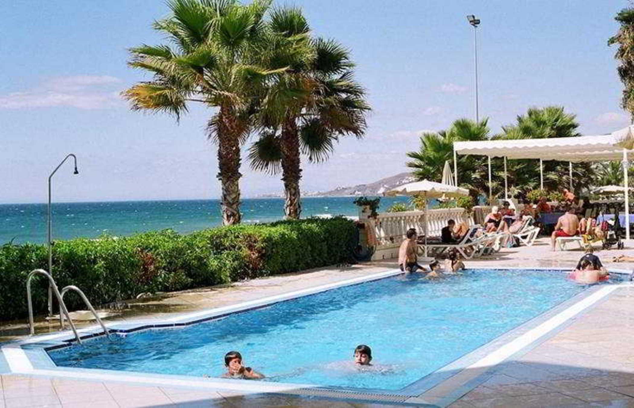 Perla Marina Hotel Nerja Faciliteter billede